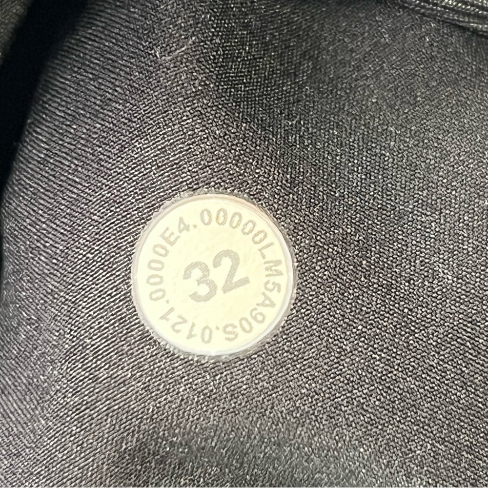Lululemon men’s commission pants - Picture 14 of 14